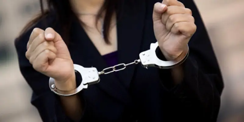 जेलबाट भागेर प्रेमी भेट्न पुगेकी सपना पक्राउ